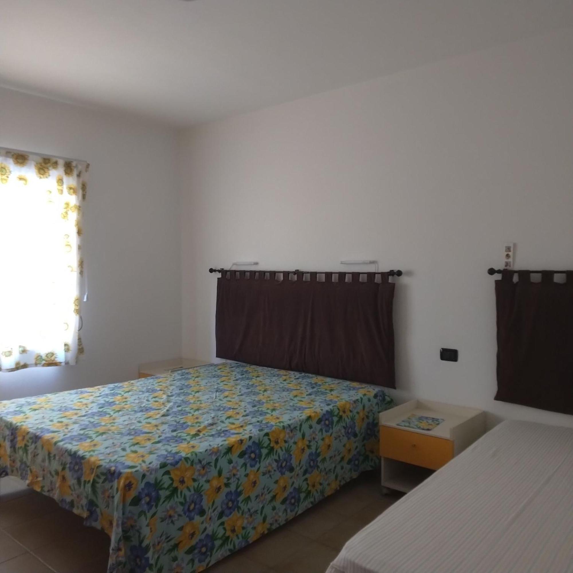 Portoghesi Apt 阿尔巴塔克斯 外观 照片
