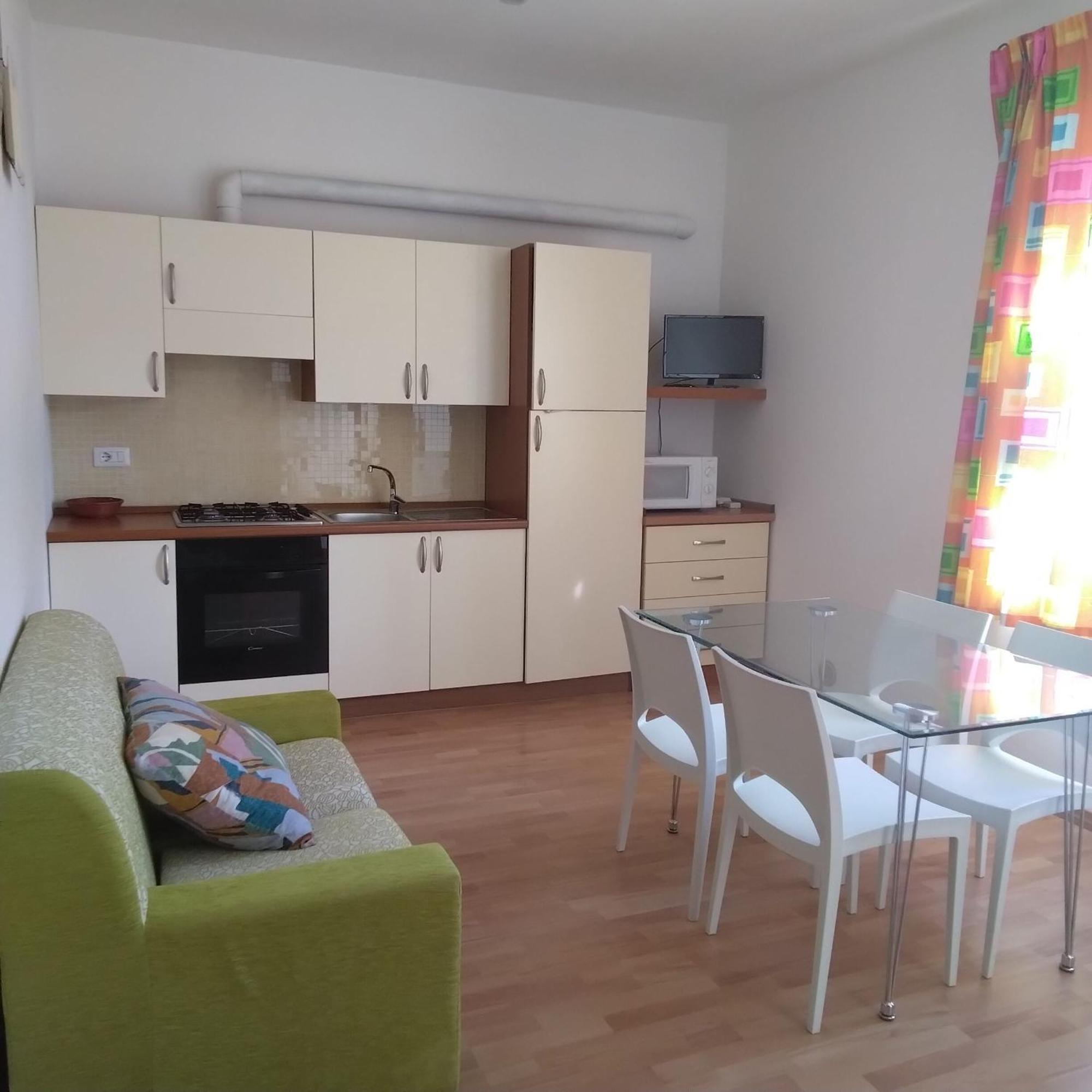 Portoghesi Apt 阿尔巴塔克斯 外观 照片