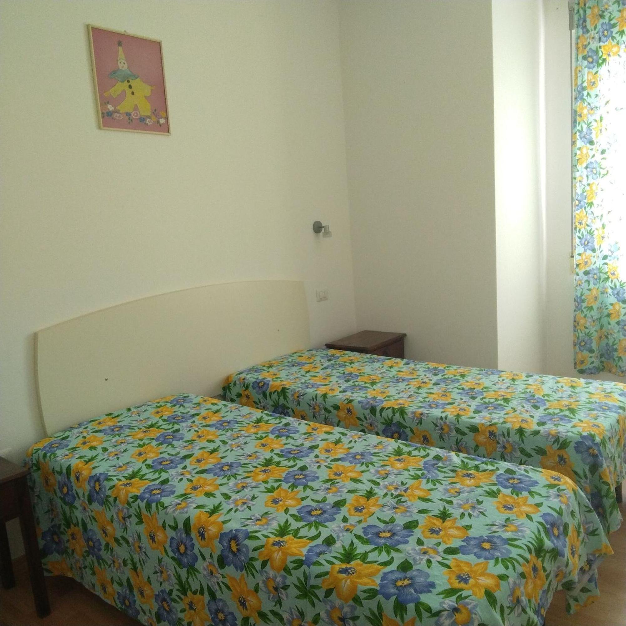 Portoghesi Apt 阿尔巴塔克斯 外观 照片